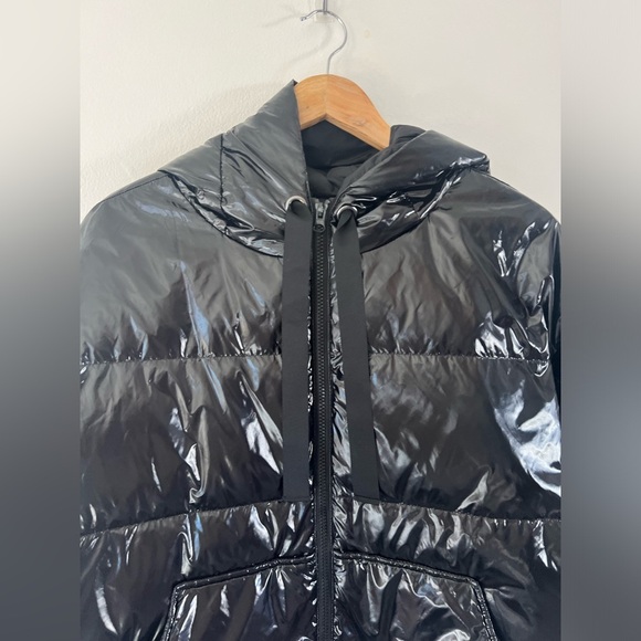 Essentiel Antwerp Black Gloss Oversized Quilted Duck Down Hooded Puffer Jacket - Picture 2 of 16